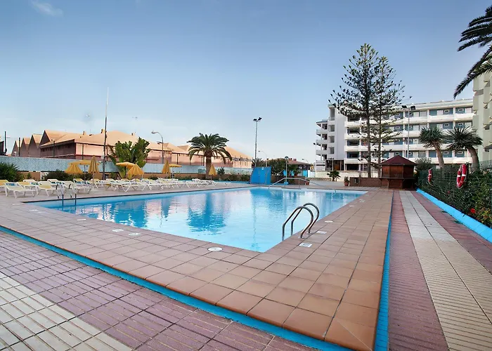 Yumbo Roque Nublo * San Bartolomé