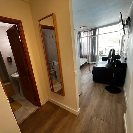 Yumbo Roque Nublo Apartman *